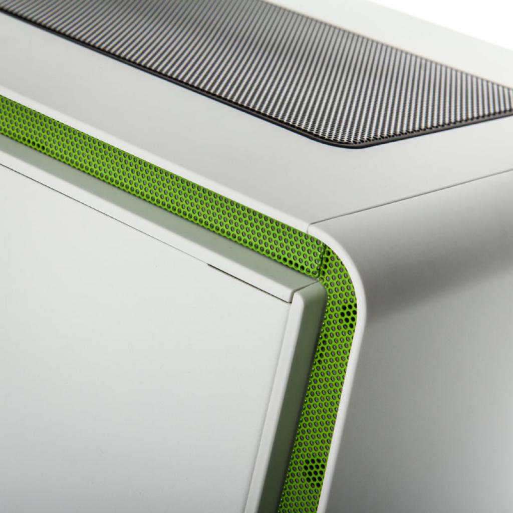 [25/04/2014] Nvidia Small-Form-Factor-PCs: Angepasstes Bitfenix Phenom (8)