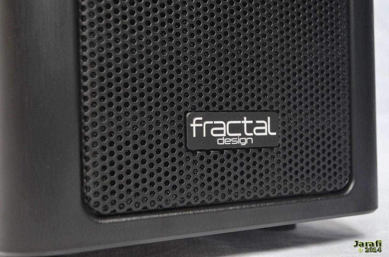[09/04/2014] Fractal Design Arc Mini R2 (9)
