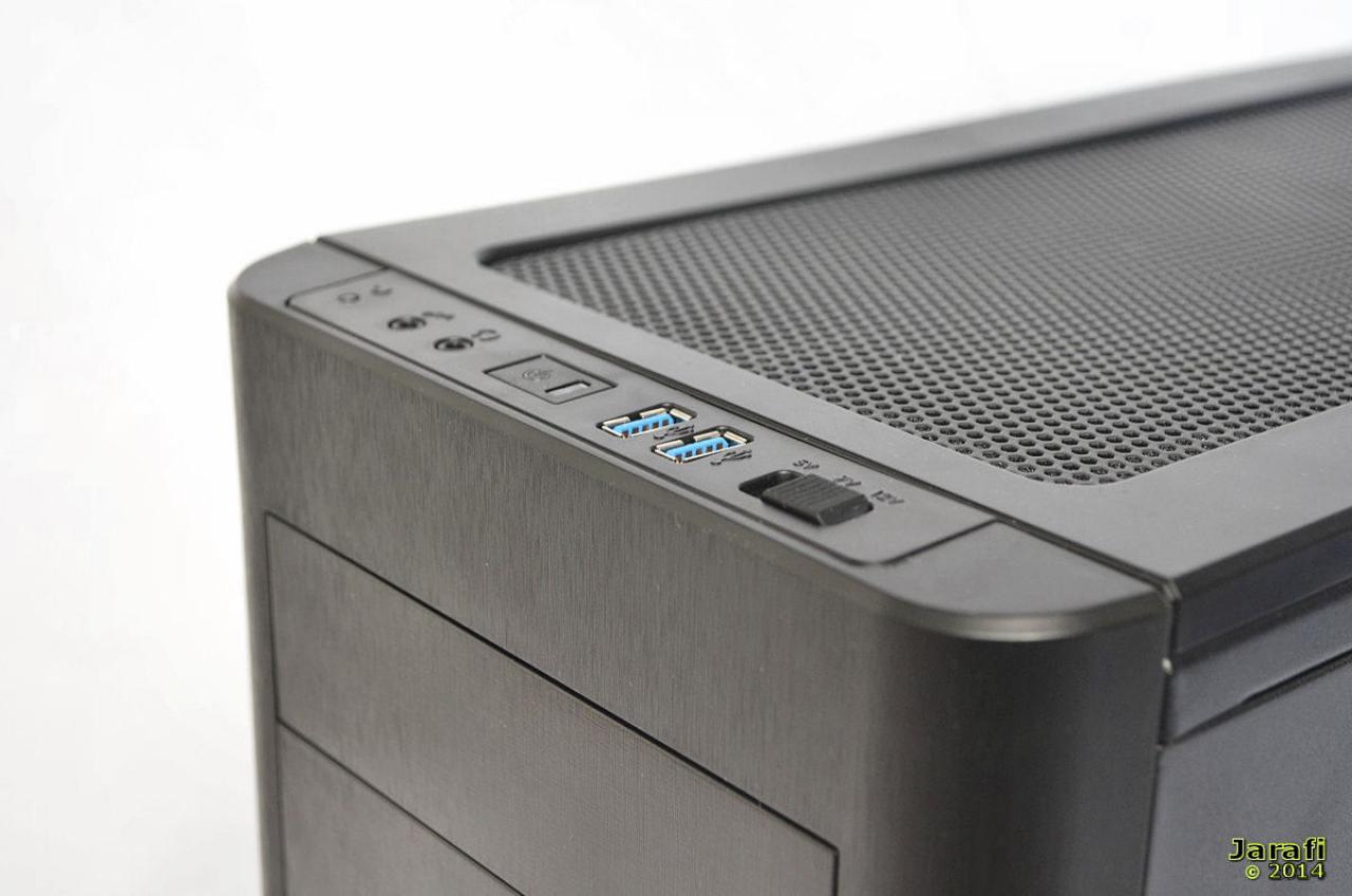 [09/04/2014] Fractal Design Arc Mini R2 (11)