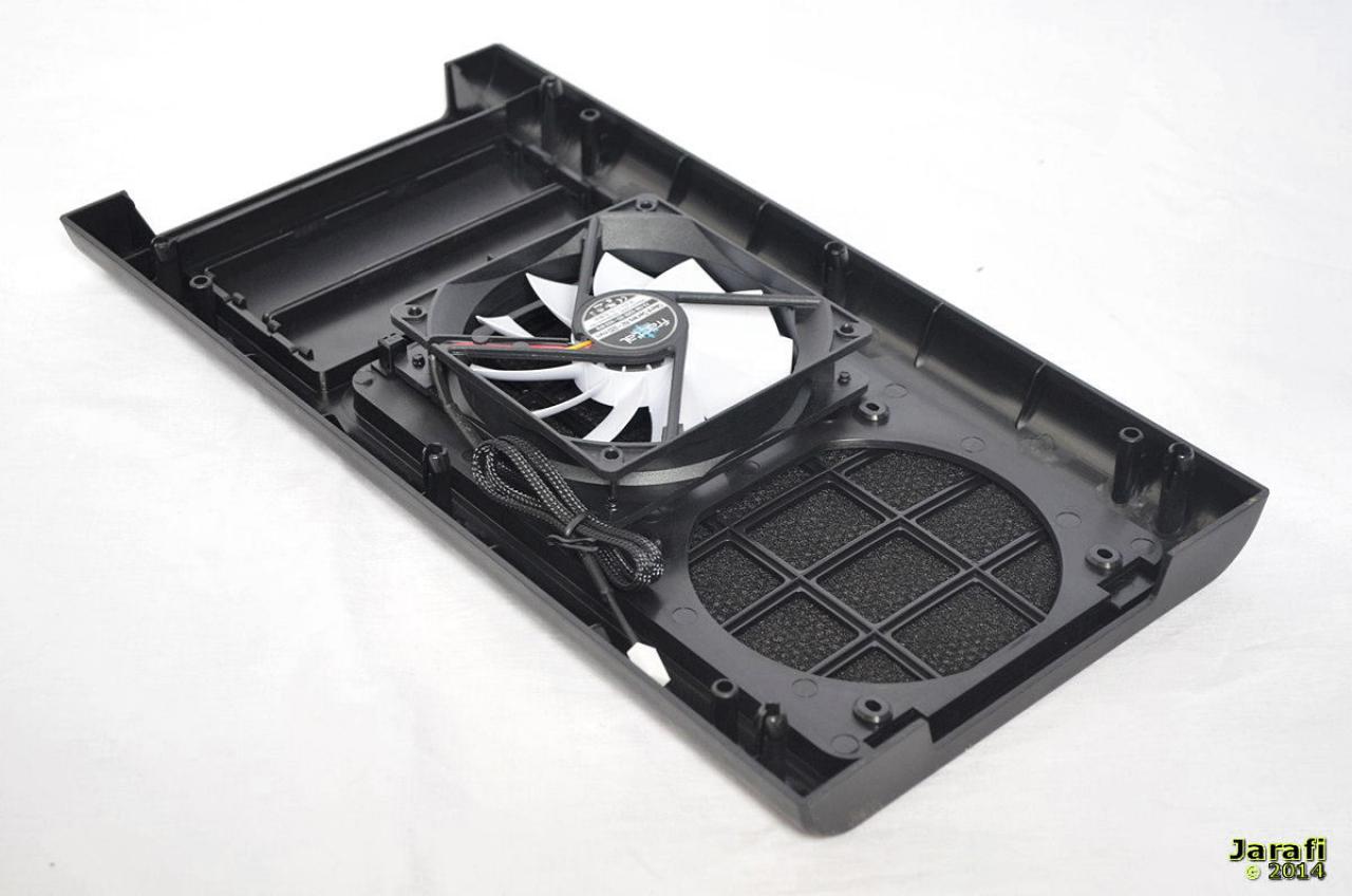 [09/04/2014] Fractal Design Arc Mini R2 (22)