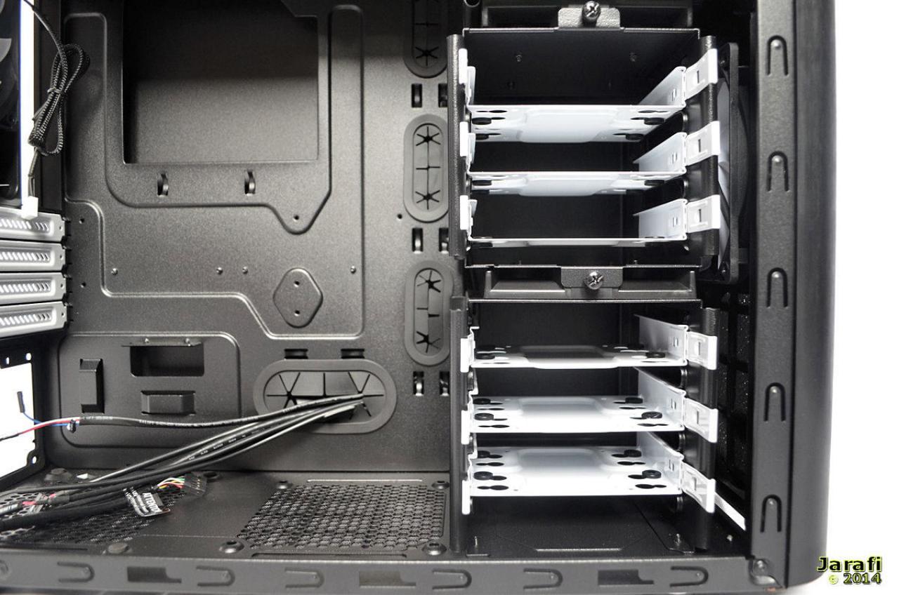 [09/04/2014] Fractal Design Arc Mini R2 (28)