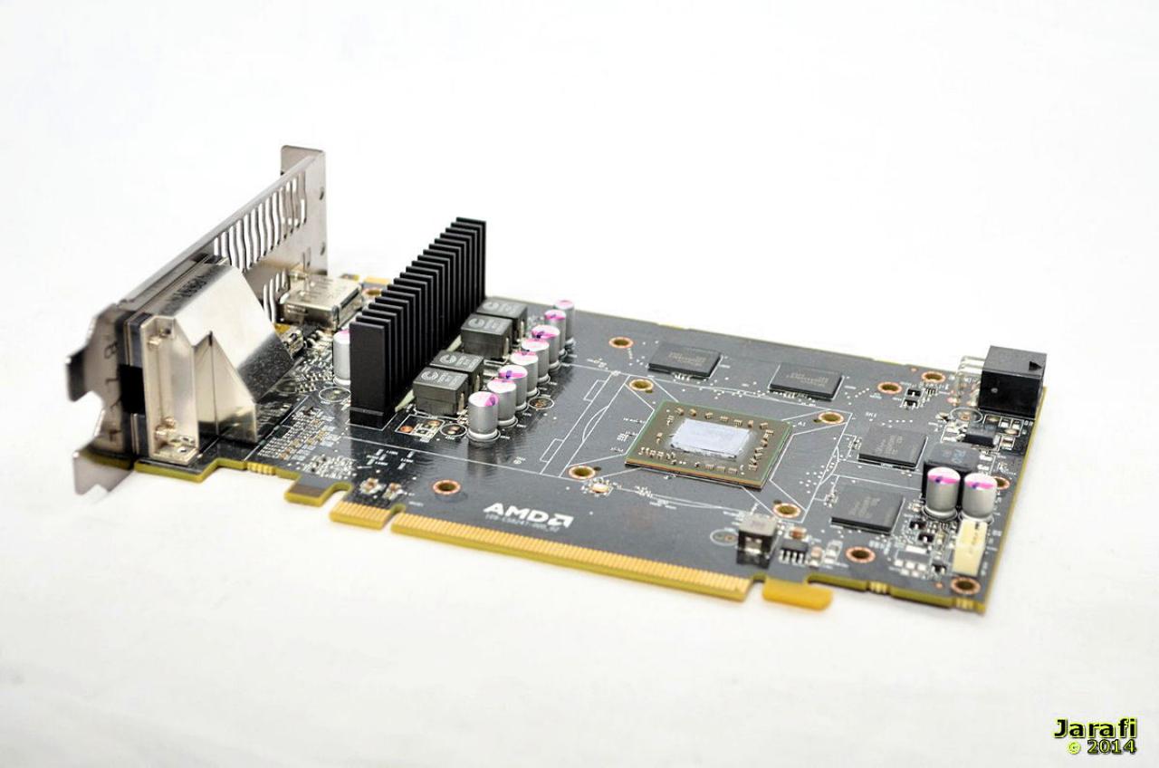 [28/04/2014] Radeon R7 260X (10)