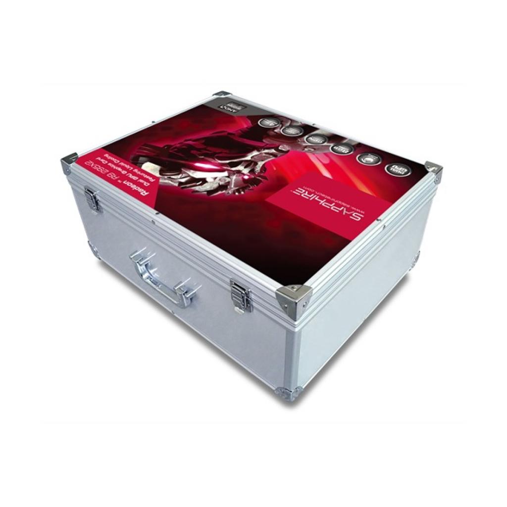 [24/04/2014] Sapphire Radeon R9 295 X2 OC (5)