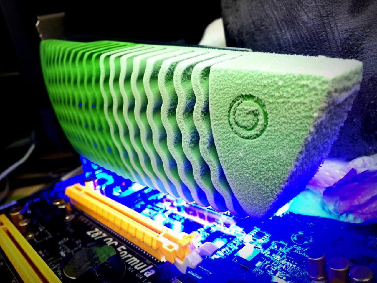 [22/05/2014] Passivkühler in Fischform, ein gigantischer Radiator und lackierte Hardware - die verrückte Welt von Chi-Kui Lam (36)