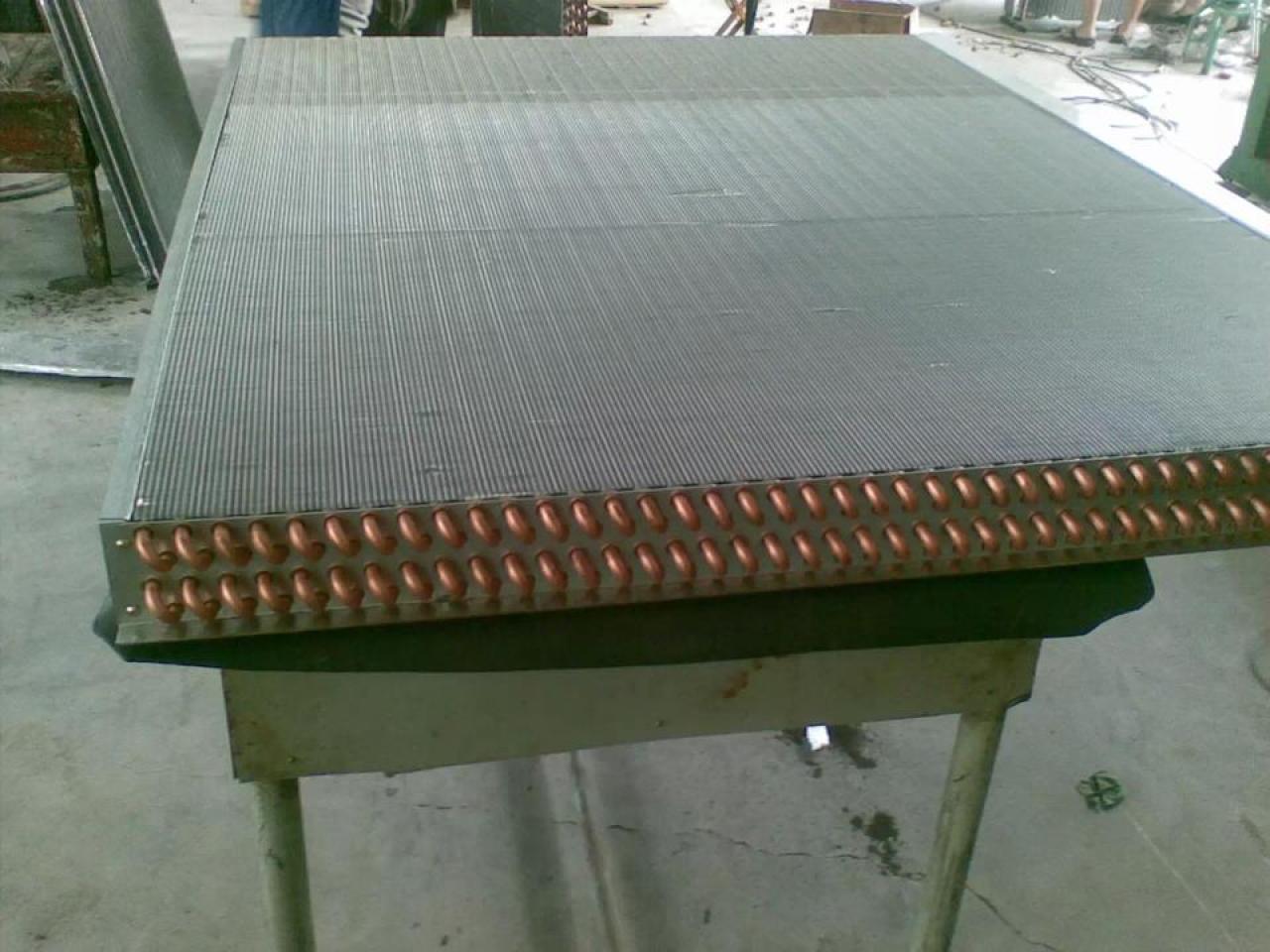 [22/05/2014] Passivkühler in Fischform, ein gigantischer Radiator und lackierte Hardware - die verrückte Welt von Chi-Kui Lam (3)