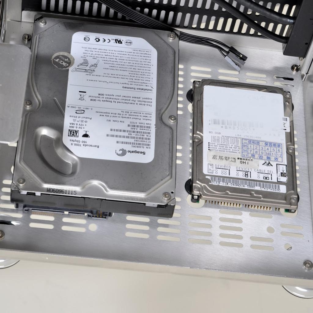 [08/05/2014] Lian Li PC-Q01: Neues Aluminium-Gehäuse für Mini-ITX und Mini-DTX (12)