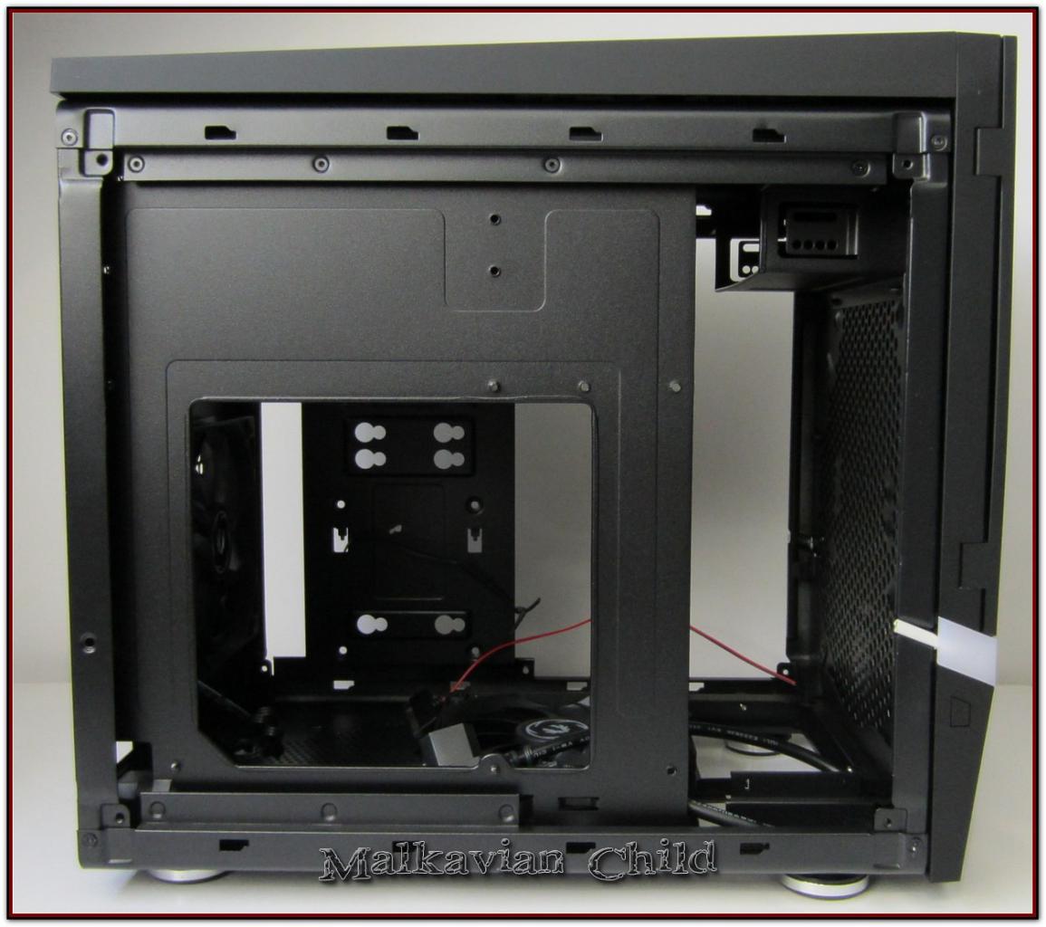 [27/05/2014] Bitfenix Colossus M Micro-ATX (10)