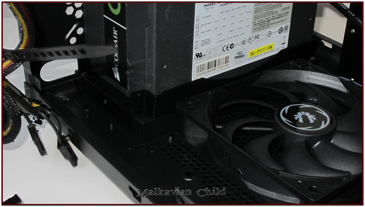 [27/05/2014] Bitfenix Colossus M Micro-ATX (16)