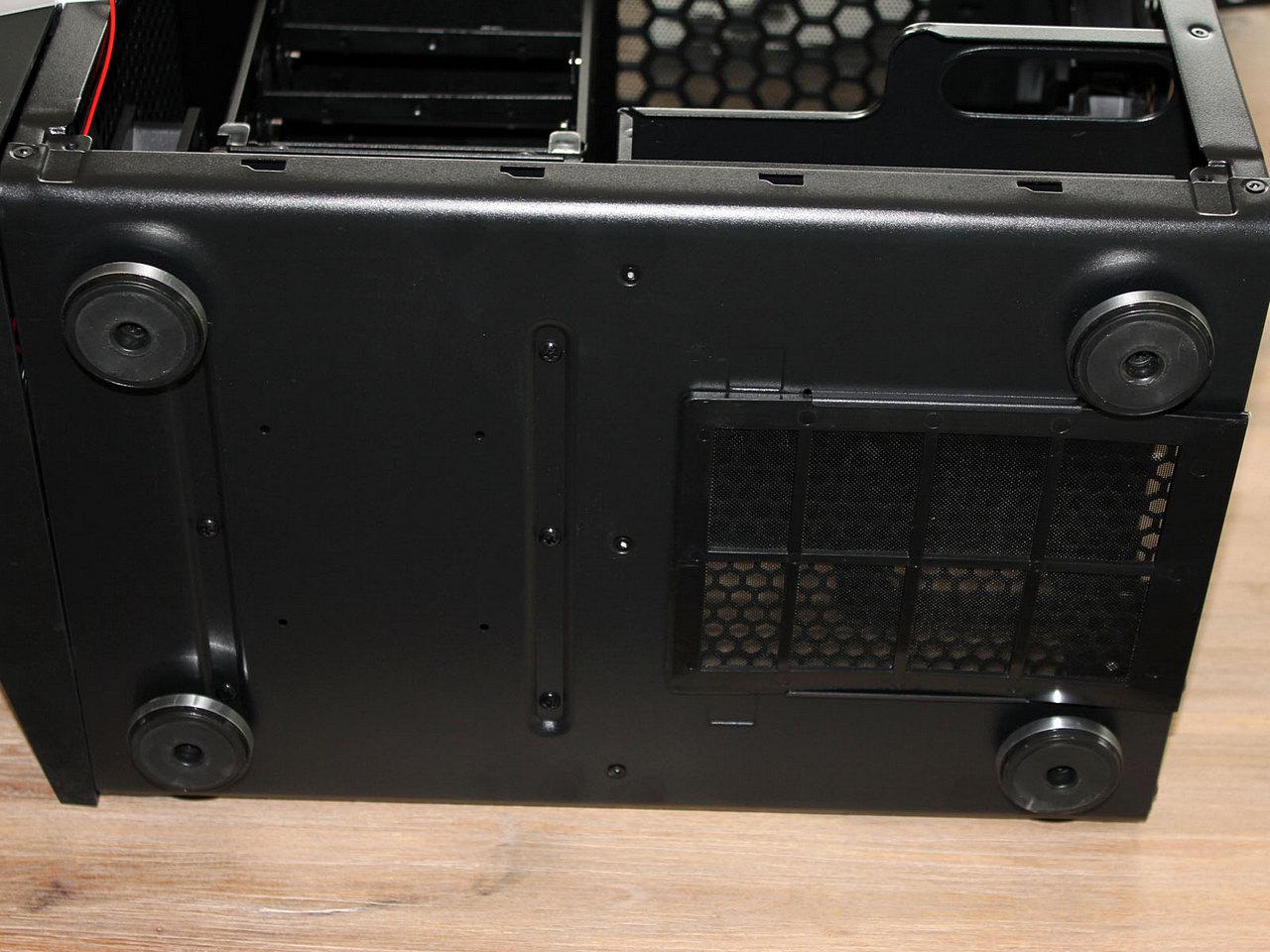 [26/05/2014] Bitfenix Colossus M Mini-ITX (5)