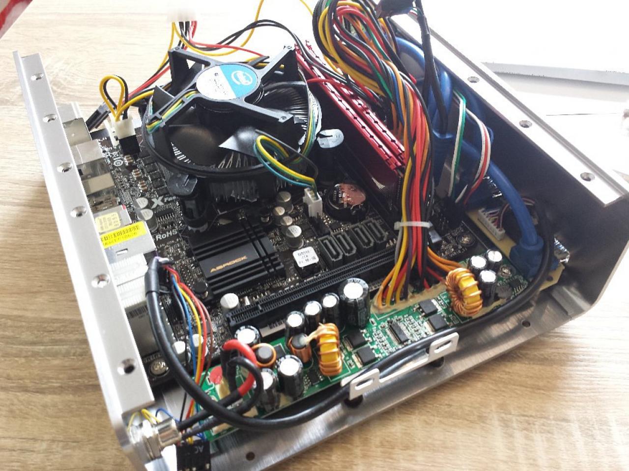 [19/05/2014] MS-Tech CI-70 Mini-ITX (17)