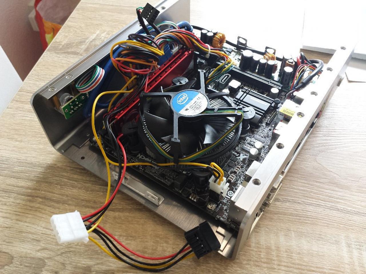 [19/05/2014] MS-Tech CI-70 Mini-ITX (21)