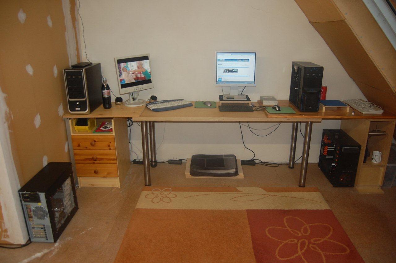 [30/05/2014] Update Juni 2014: Schreibtisch von derP4computer
