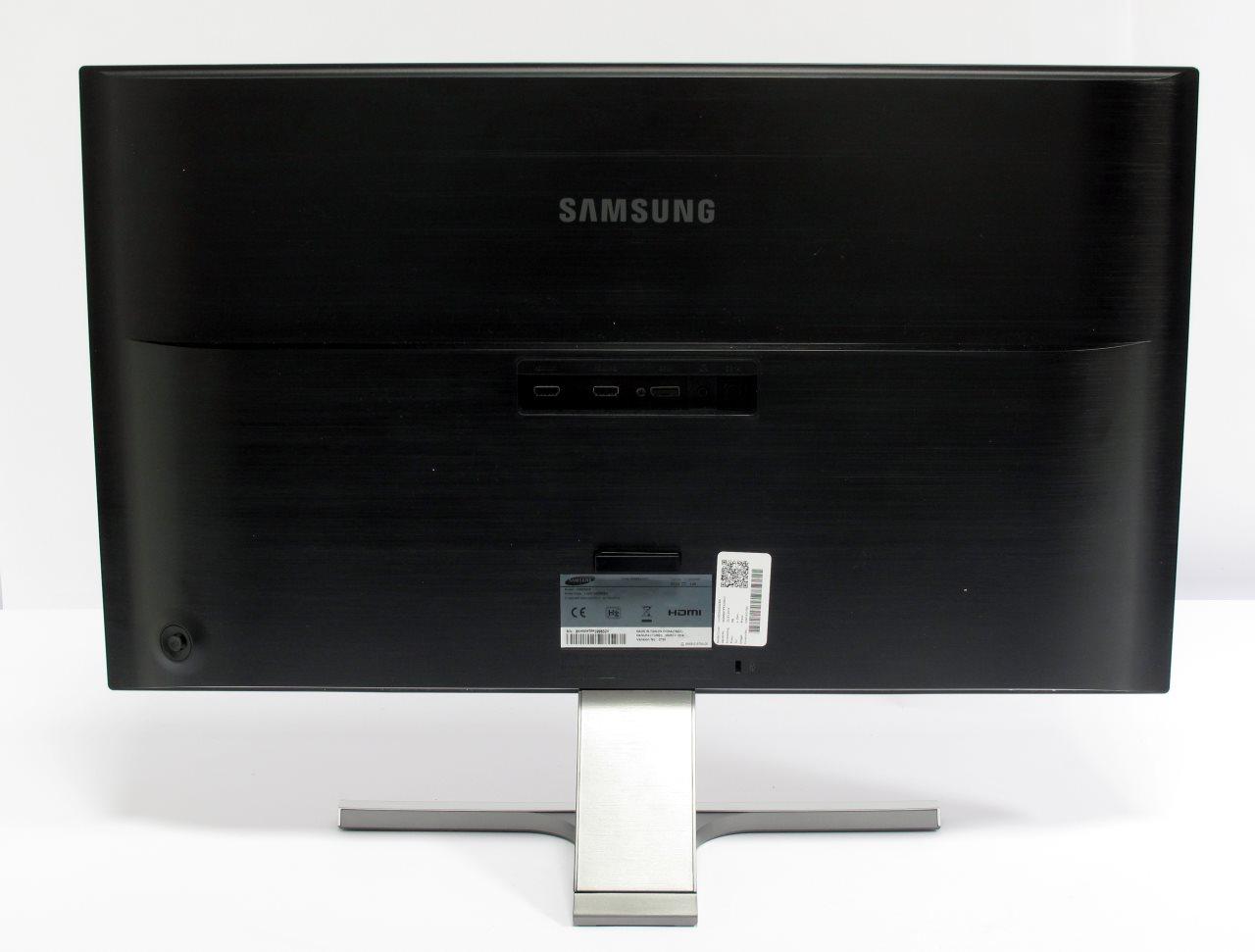 [23/05/2014] Samsung U28D590D: Rückseite
