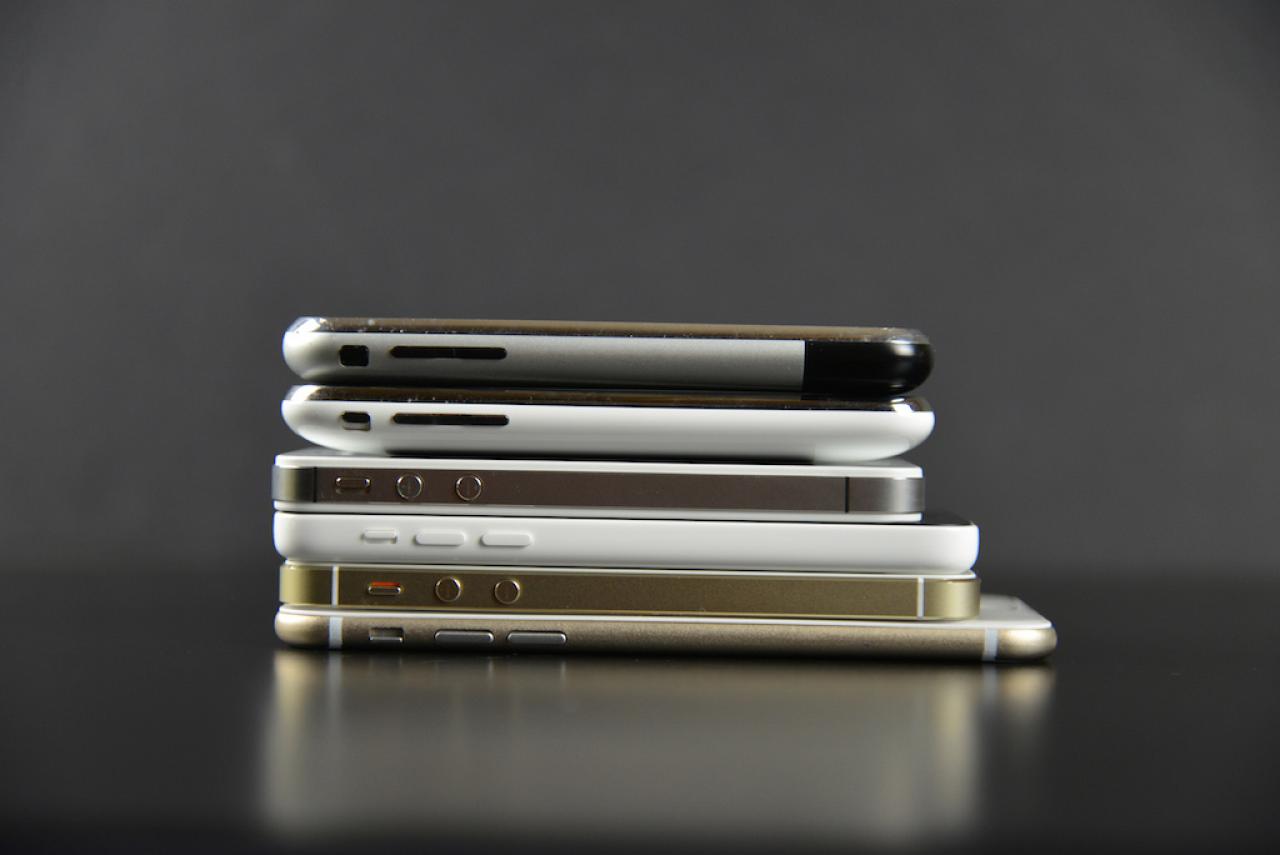 [23/05/2014] Fotovergleich: angebliches iPhone 6 mit allen Vorgängergeräten verglichen (3)