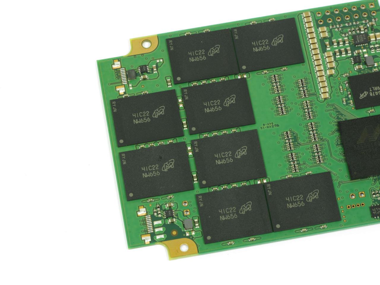 [19/06/2014] Crucial MX100 mit 512 GB und 256 GB im Test: Die Ablöse der M500 ist da (4)