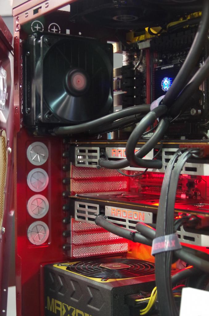 [04/06/2014] Computex 2014: Enermax mit breitem Produktspektrum (27)