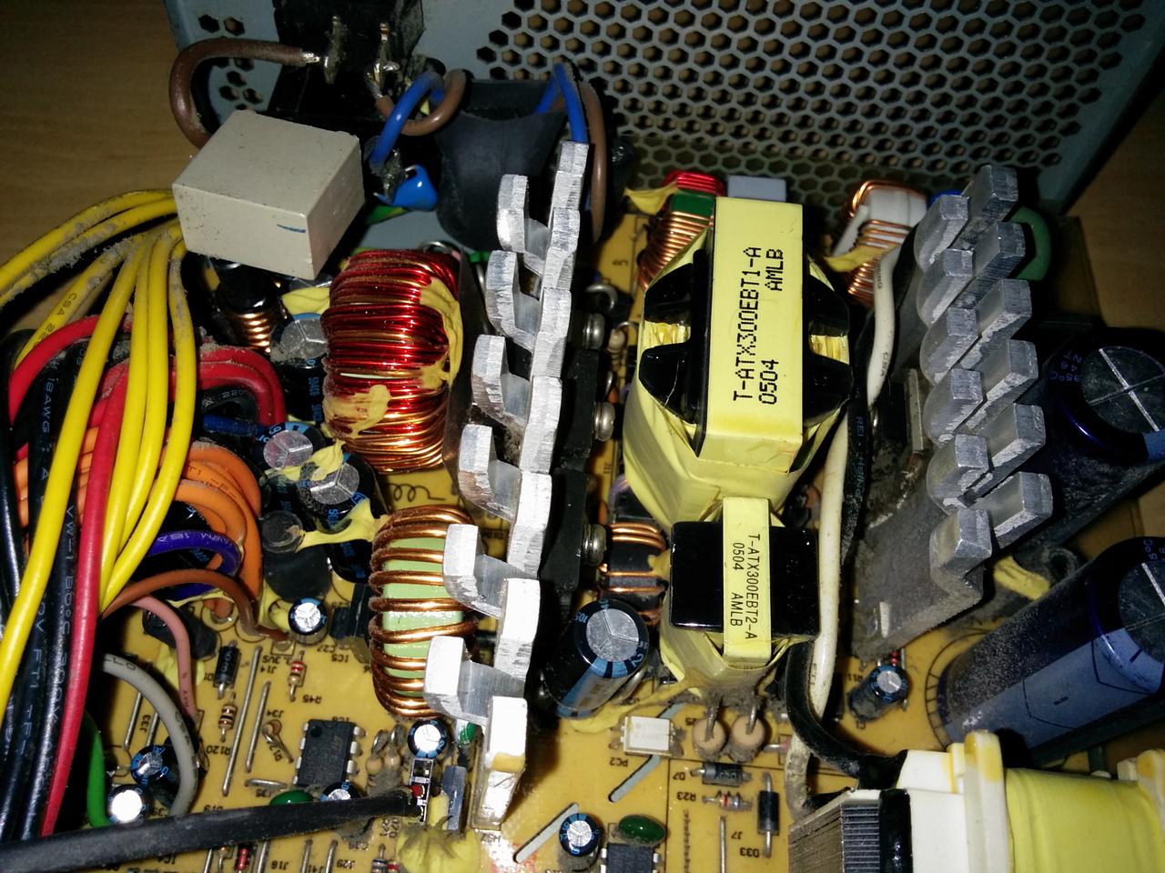 [16/06/2014] Update vom 16.06. mit neuen Netzteil-Impressionen (10)