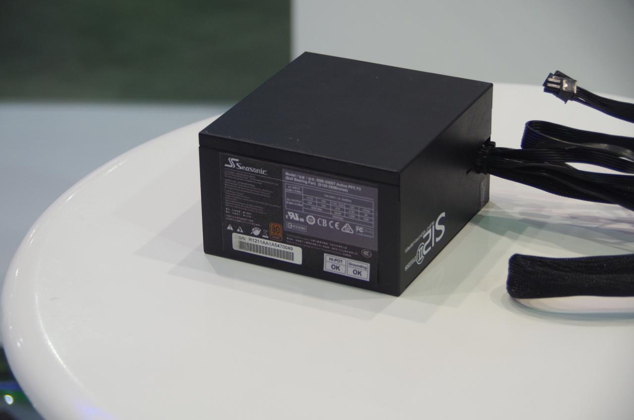 [06/06/2014] Computex: Seasonic stellt mehrere Facelifts und Referenzupdate seiner Netzteile vor (18)