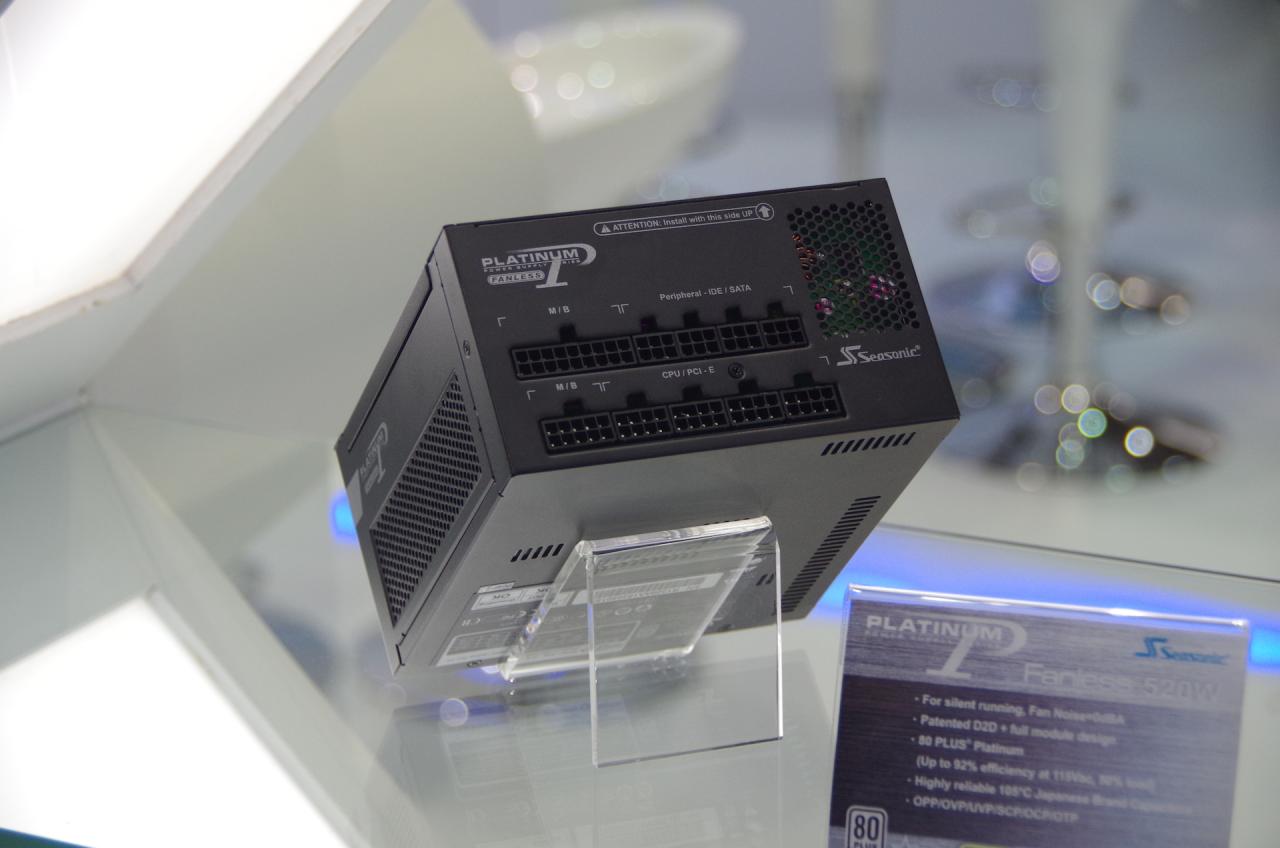 [06/06/2014] Computex: Seasonic stellt mehrere Facelifts und Referenzupdate seiner Netzteile vor (7)