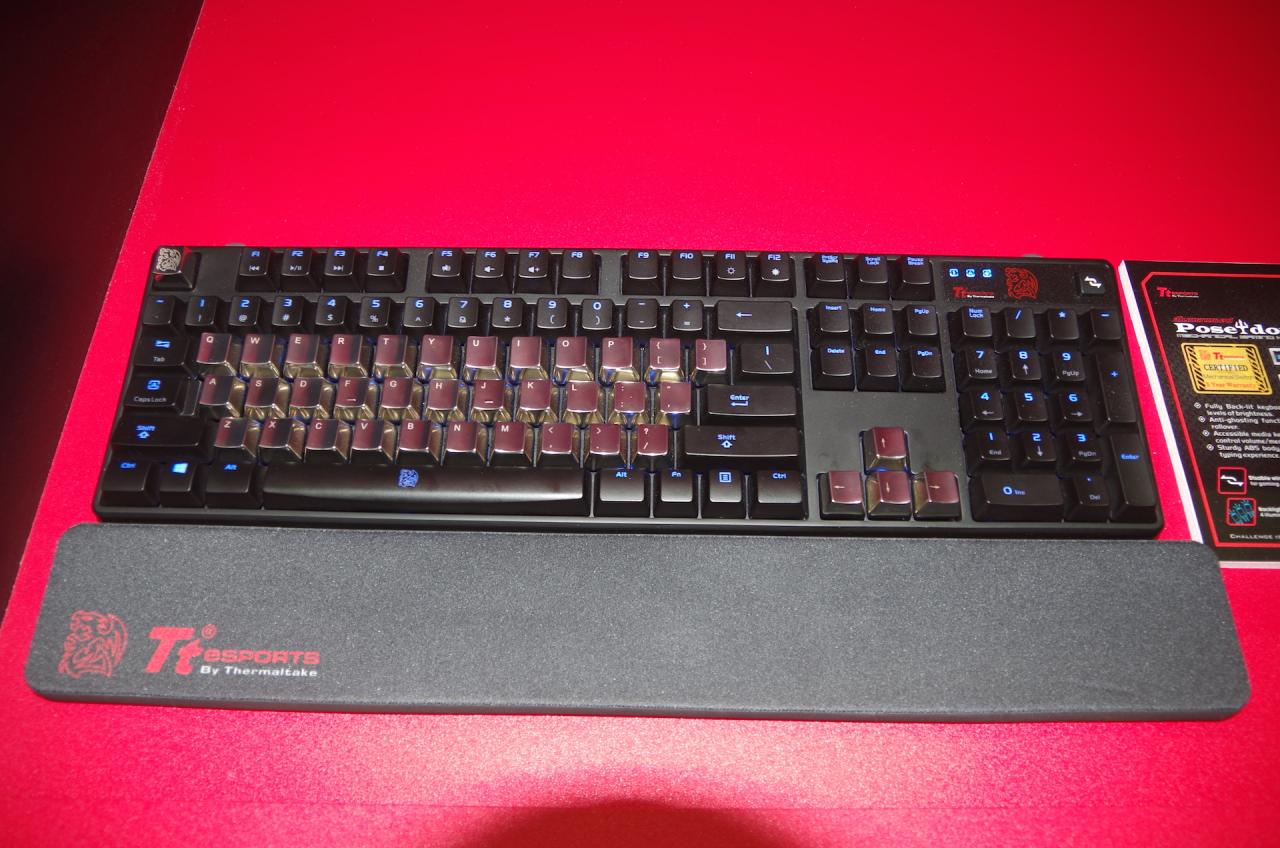 [06/06/2014] Tt eSPORTS mit neuen Mäusen, Tastaturen und Headsets auf der Computex 2014 (36)
