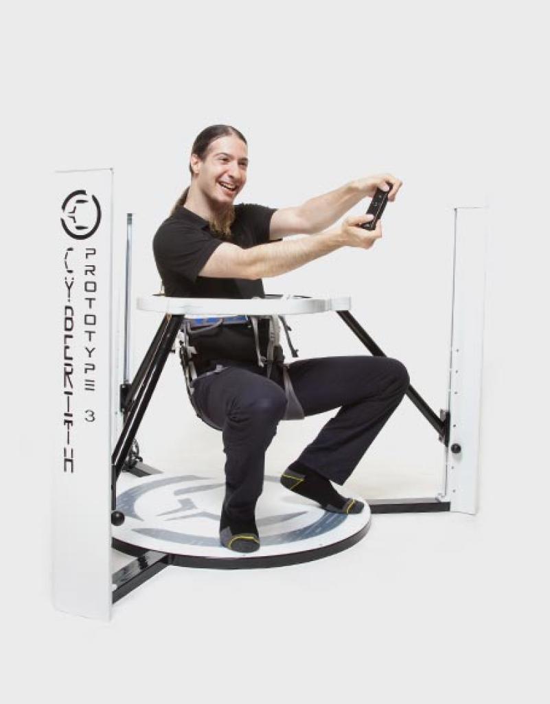 [10/07/2014] Cyberith Virtualizer: Sitzen