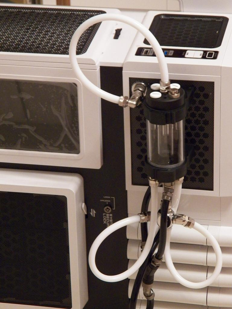 [09/07/2014] Wakü-Casemod: Level 10 GT wird flottgemacht für i7-5960X und GTX 880 SLI (61)