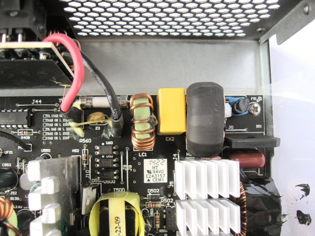 [16/07/2014] Xilence Performance A Series 530 Watt (8)