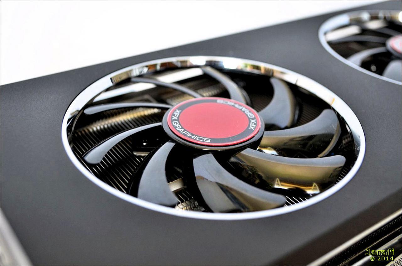 [23/07/2014] Xfx R9 280 Black Edition (13)