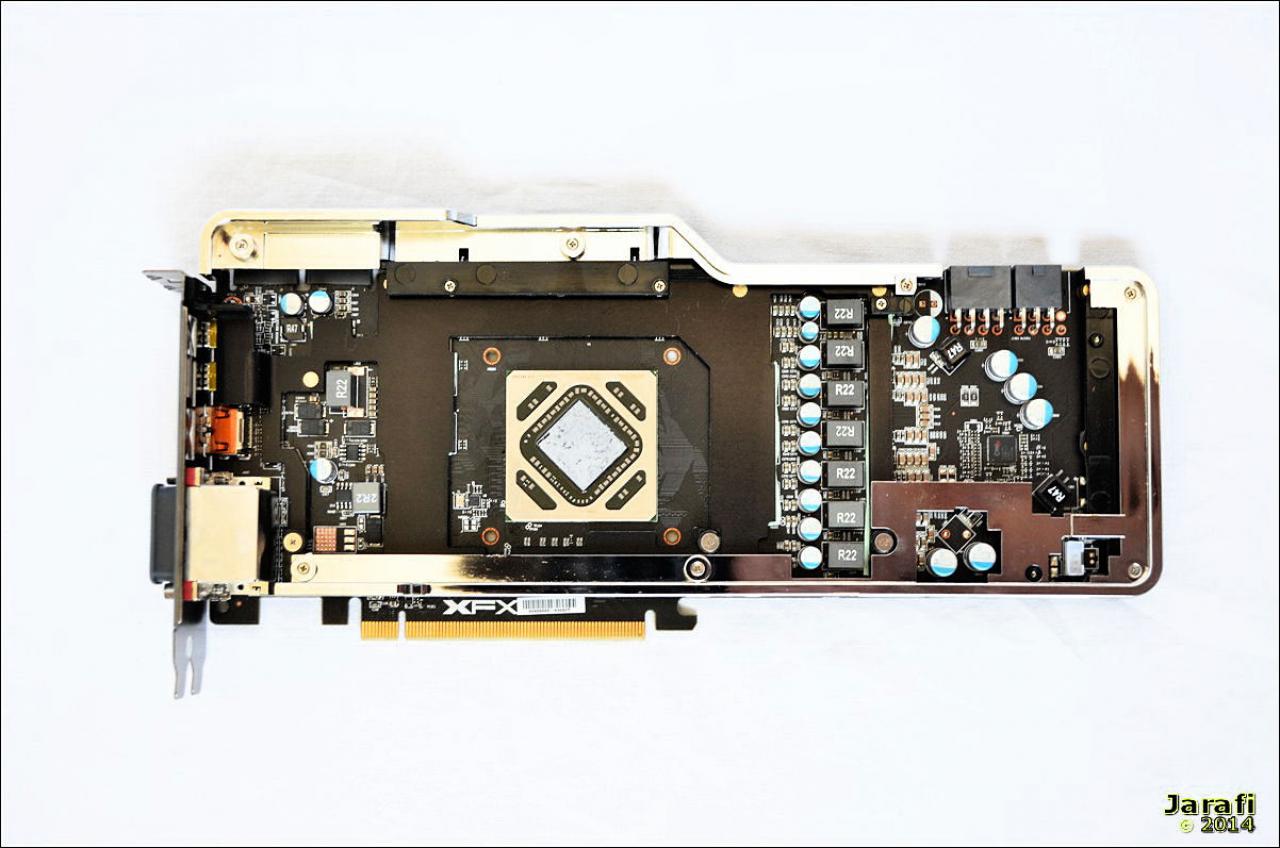 [23/07/2014] Xfx R9 280 Black Edition (14)