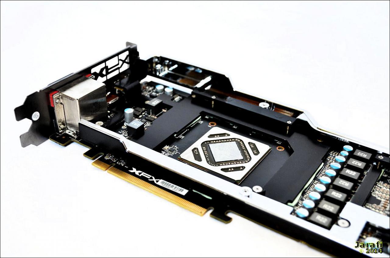 [23/07/2014] Xfx R9 280 Black Edition (17)