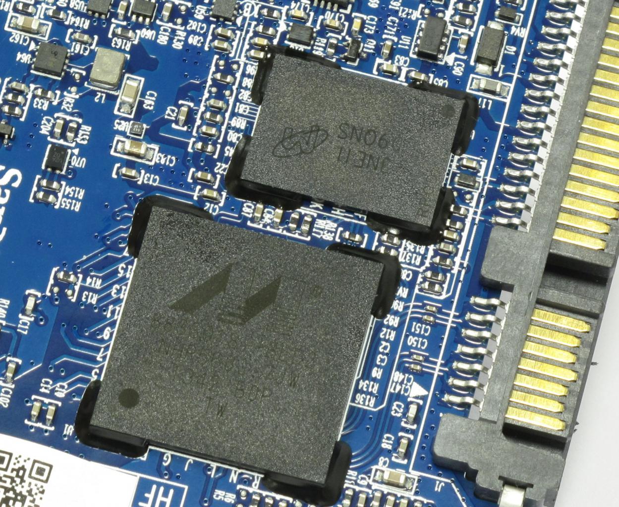 [14/07/2014] Sandisk Extreme Pro (480 GB): Das erste Laufwerk mit 10 Jahren Garantie im Test (9)