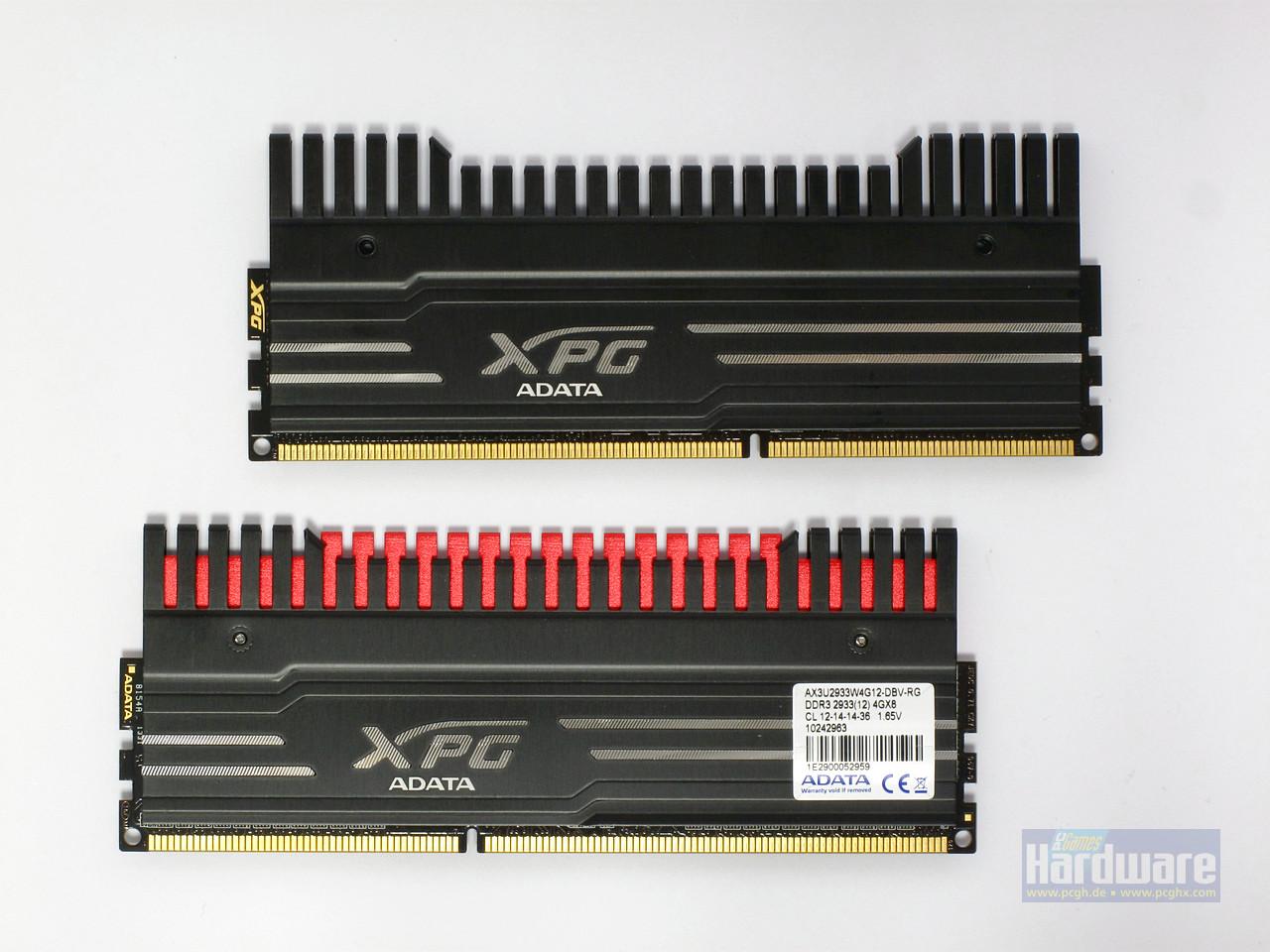 [14/08/2014] Die Adata-XPG-V3-Sticks lassen sich auch ohne Mittelstück betreiben, da der Kühlkörper sicher an den Modulen haftet. Die Kühlleistung sinkt dadurch aber geringfügig.