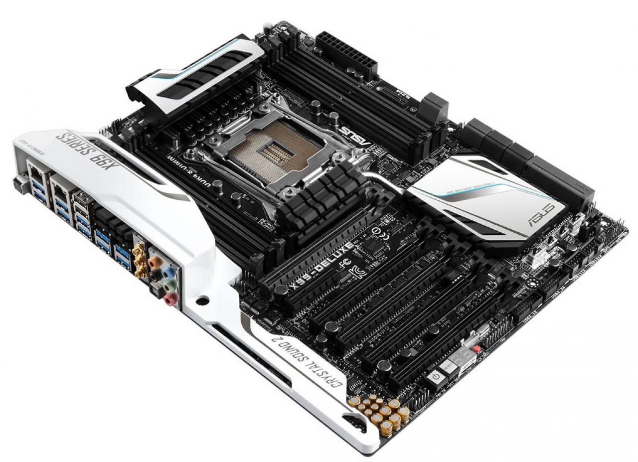 [26/08/2014] Erstes 2011-3-Mainboard von Asus zeigt sich: X99-Deluxe (4)