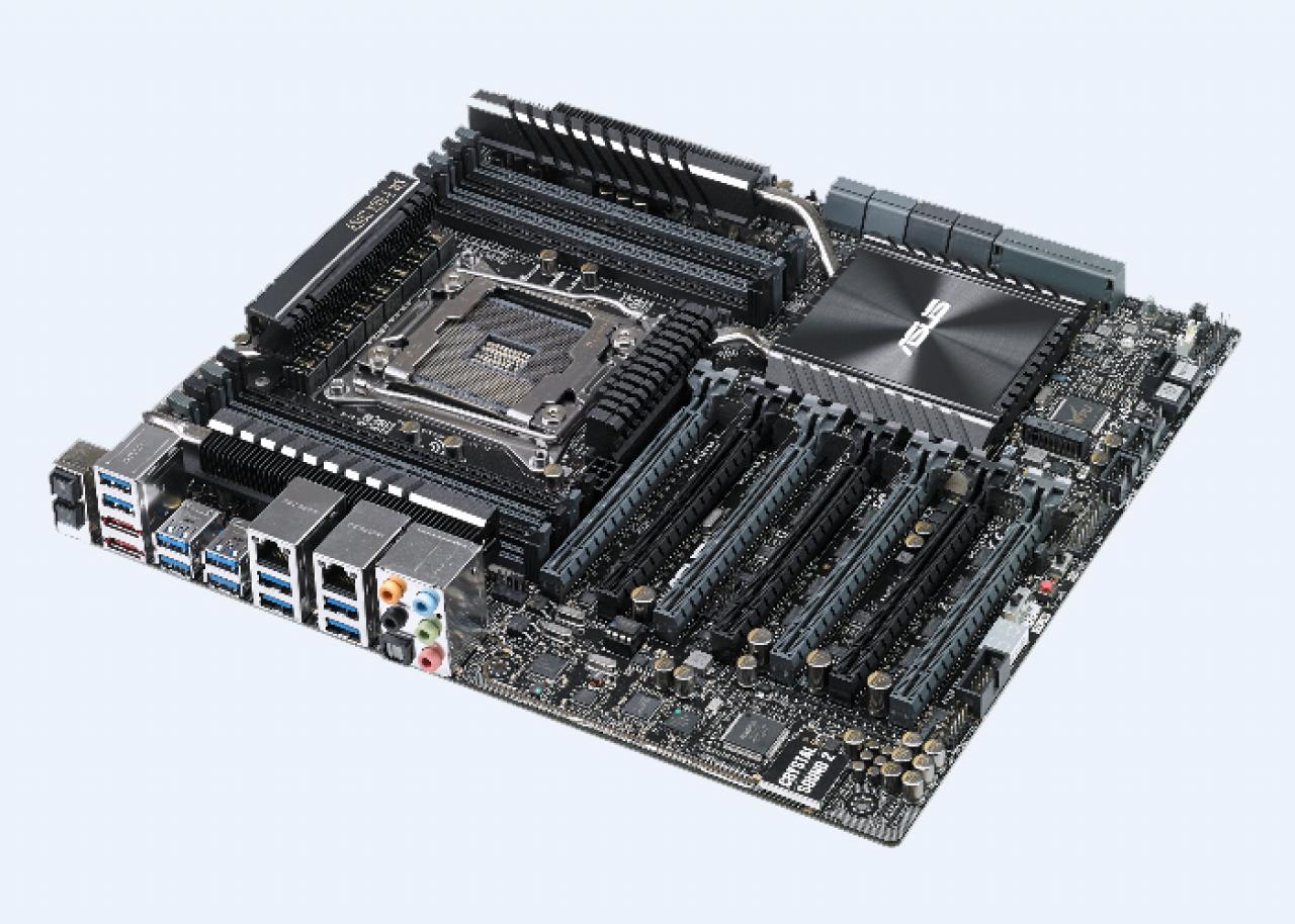 [28/08/2014] Asus X99 E WS (2)