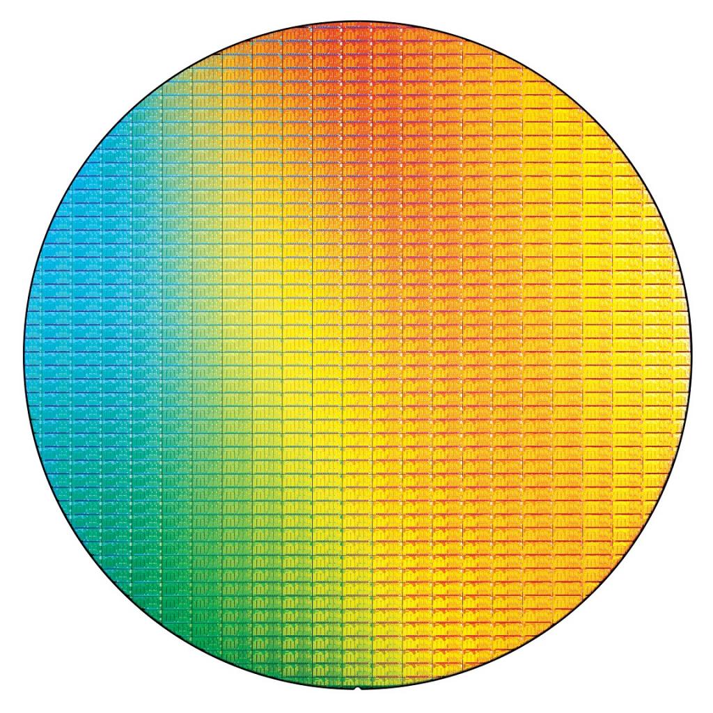 [12/08/2014] Intel Broadwell: Wafer-Shot
