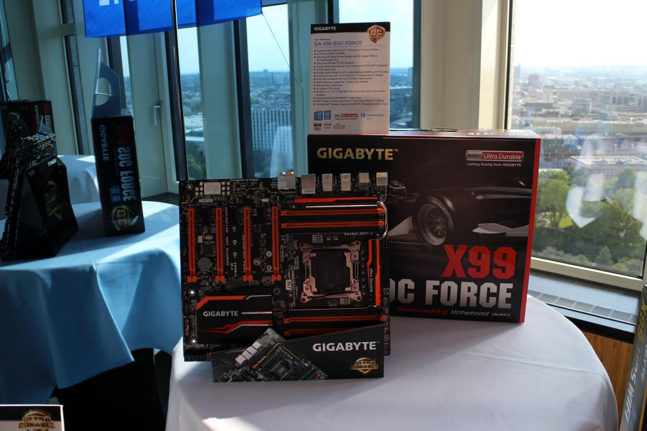 [29/08/2014] Gigabytes X99-Mainboards angesehen: Vom X99-UD3 bis zum X99 SOC Force (12)