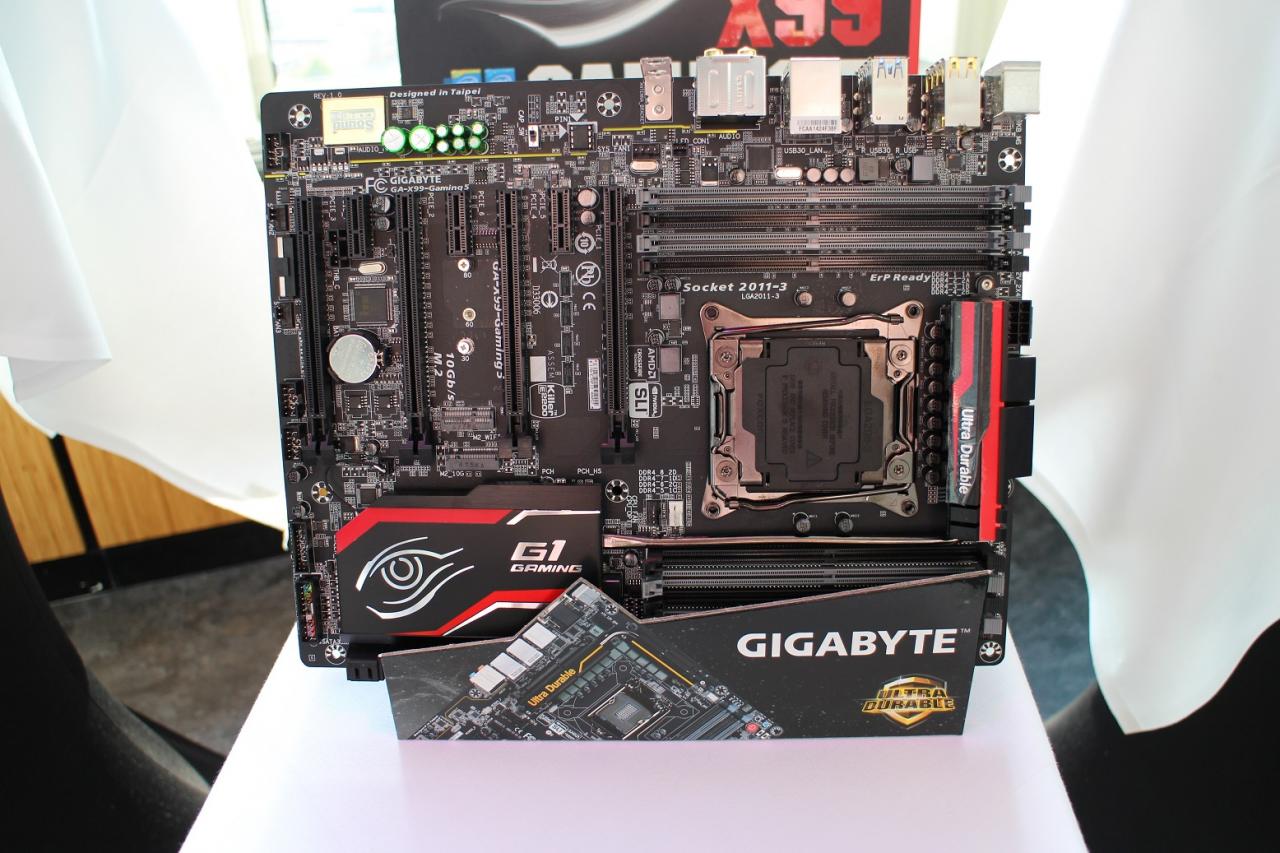 [29/08/2014] Gigabytes X99-Mainboards angesehen: Vom X99-UD3 bis zum X99 SOC Force (17)