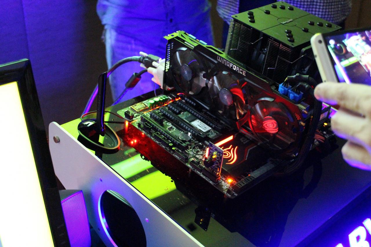 [29/08/2014] Gigabytes X99-Mainboards angesehen: Vom X99-UD3 bis zum X99 SOC Force (5)