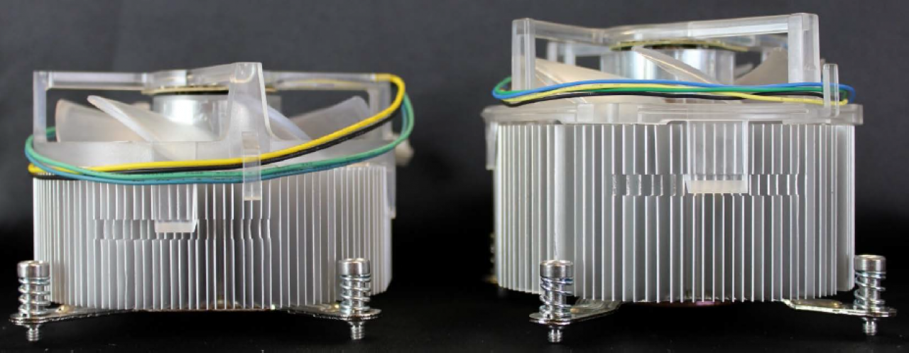 [04/08/2014] Intel Boxed-Kühler: RTS2011AC (links) und TS13A (rechts), Seitenansicht