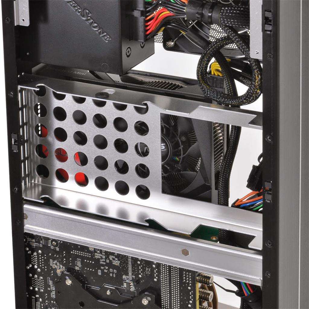 [25/08/2014] Lian Li PC-Q19: Schlankes 