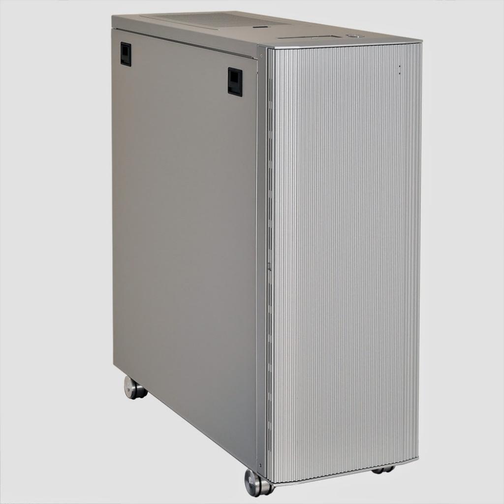[01/08/2014] Lian Li PC-V2130: Gedämmter Big-Tower mit 95-Liter-Innenraum ab 399 Euro (3)