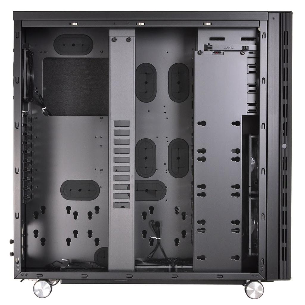 [01/08/2014] Lian Li PC-V2130: Gedämmter Big-Tower mit 95-Liter-Innenraum ab 399 Euro (25)