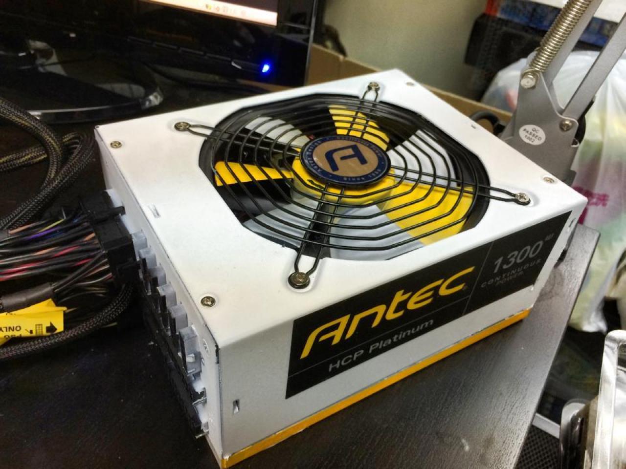 [17/08/2014] 7.193,81 MHz: Overclocker stellt neuen Haswell-Rekord mit Core i7-4770K auf