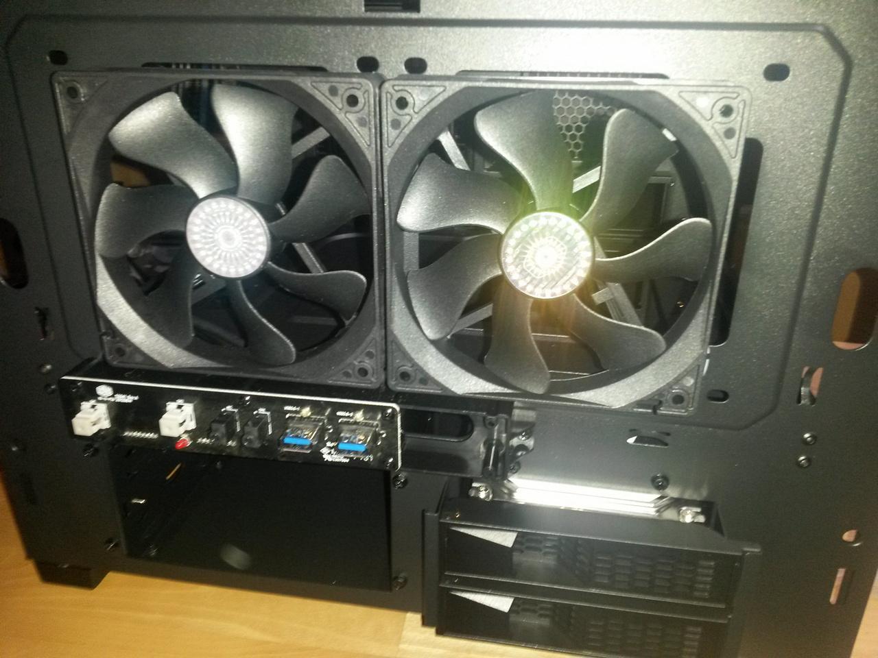 [13/08/2014] Cooler Master HAF XB Evo (7)