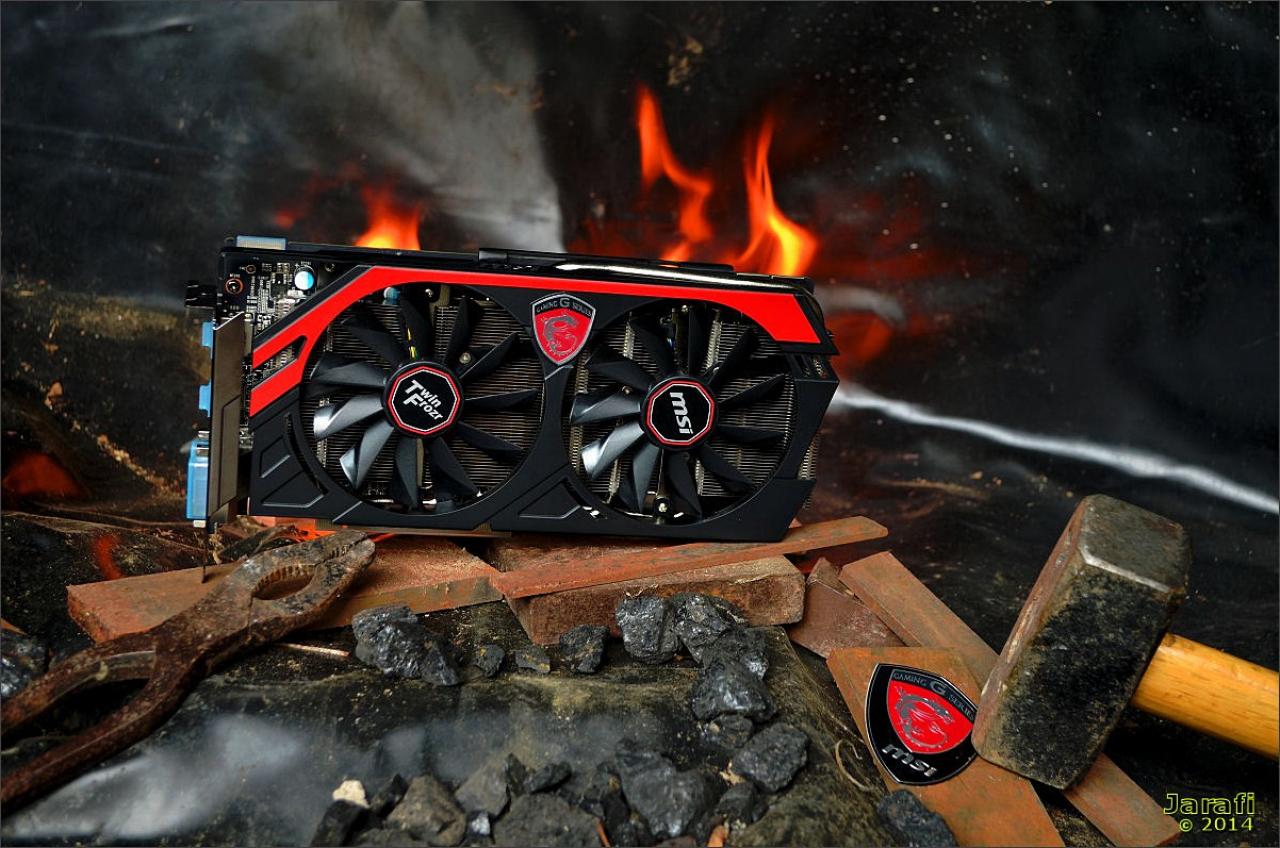 [04/08/2014] MSI R9 270X Gaming 2G (5)