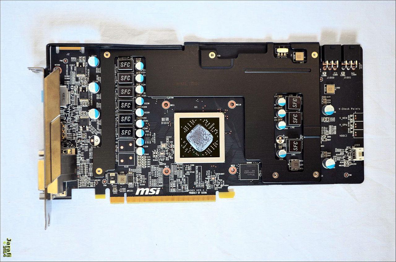 [04/08/2014] MSI R9 270X Gaming 2G (18)