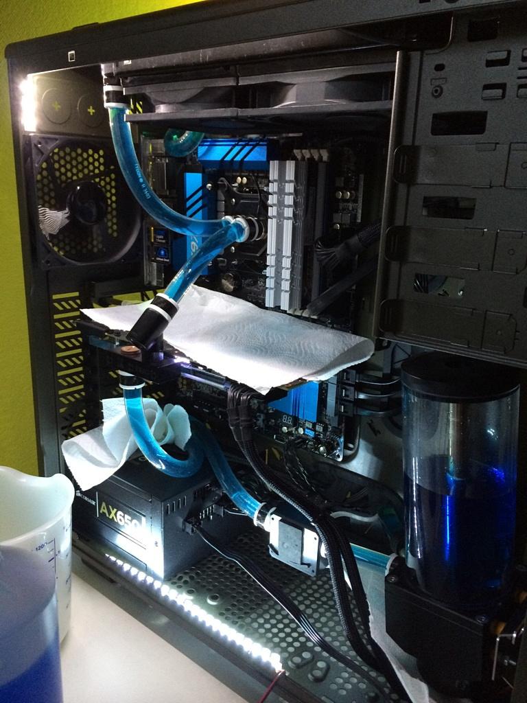 [29/08/2014] Update September 2014 mit neuen wassergekühlten PCs (1) (19)