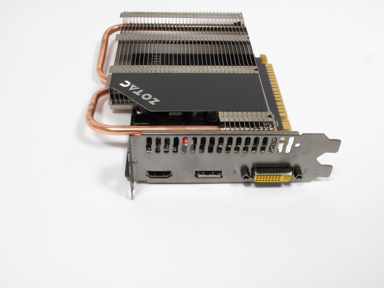 [06/08/2014] Zotac Geforce GTX 750 Zone: Zweites passives Custom-Design im PCGH-Testlabor (4)