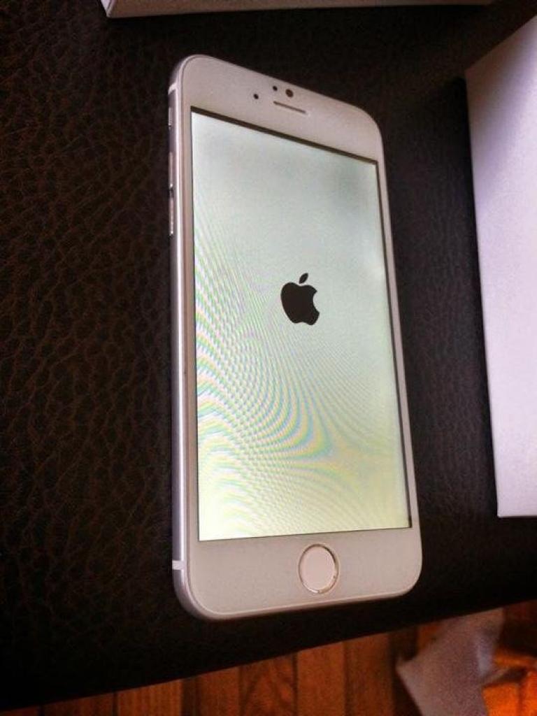 [11/08/2014] iPhone 6: Neue Bilder des angeblich fertigen Produkts in Retail-Verpackung aufgetaucht (3)