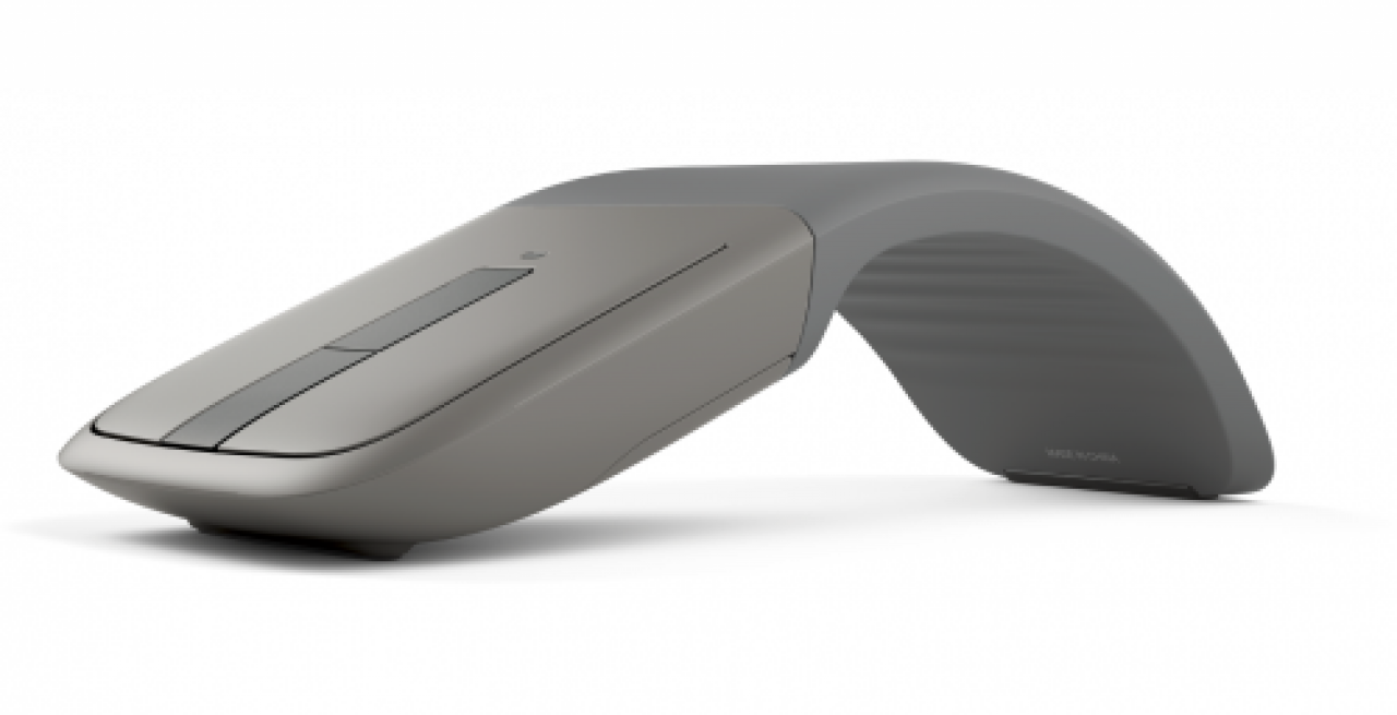 [19/09/2014] Microsoft stellt Arc Touch Bluetooth und Xbox-One-Controller mit Kabel für PC vor (1)